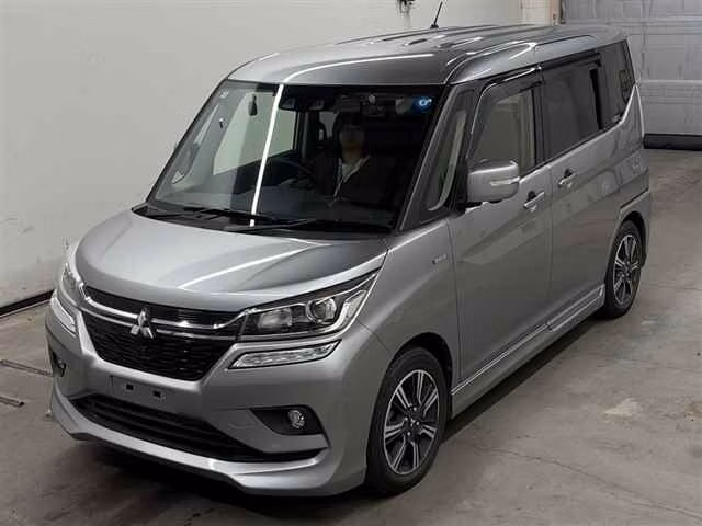 MITSUBISHI DELICA D:2
