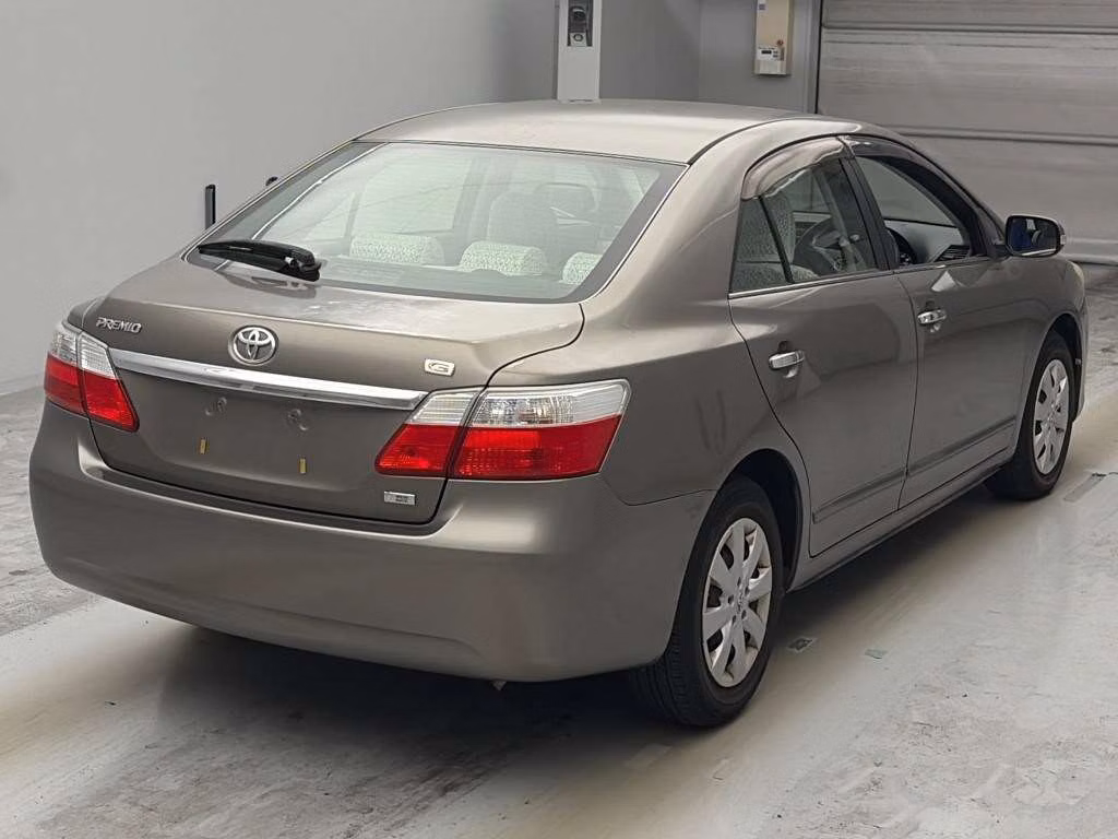 TOYOTA PREMIO