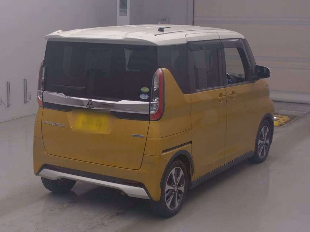 MITSUBISHI EK SPACE