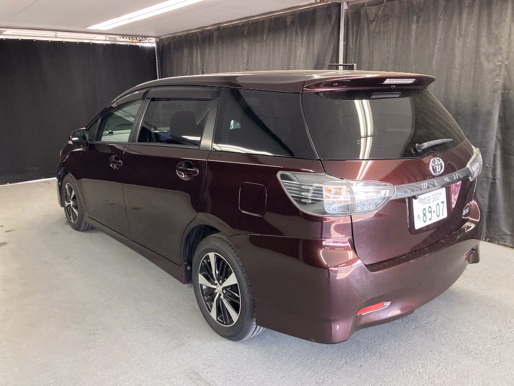 TOYOTA WISH
