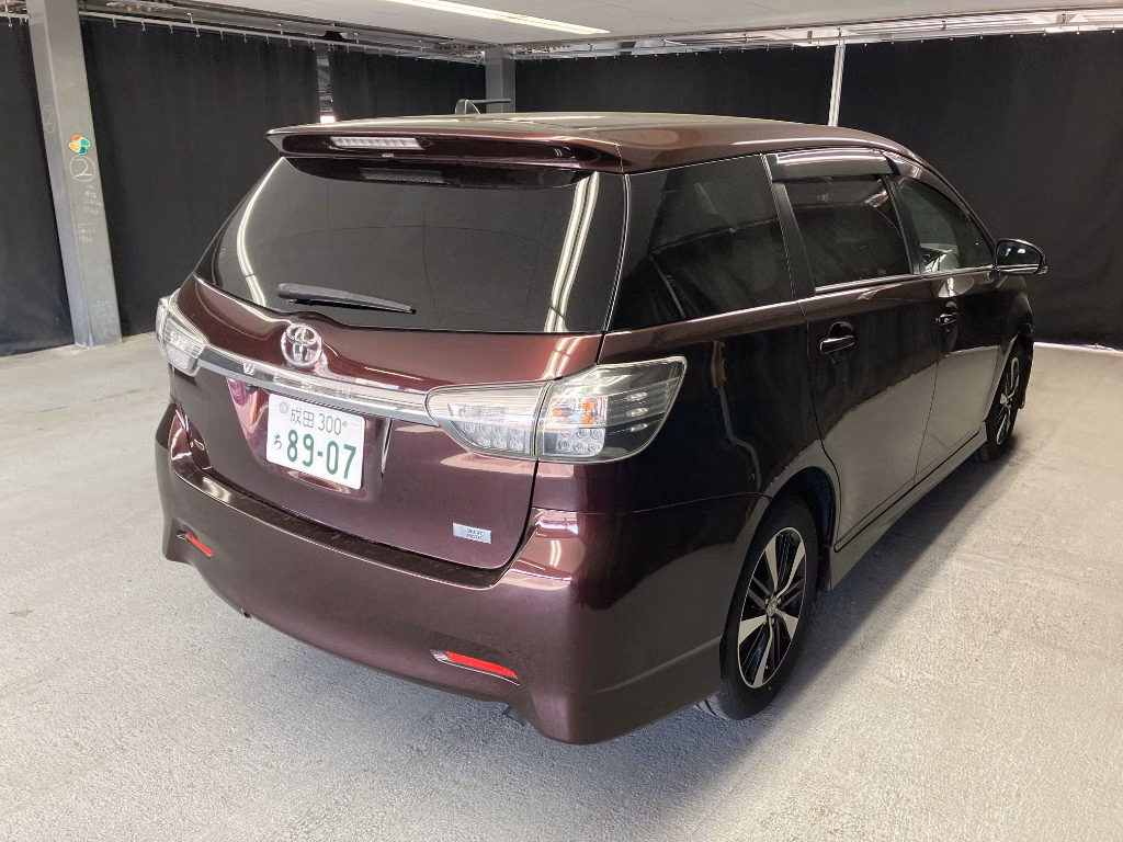 TOYOTA WISH