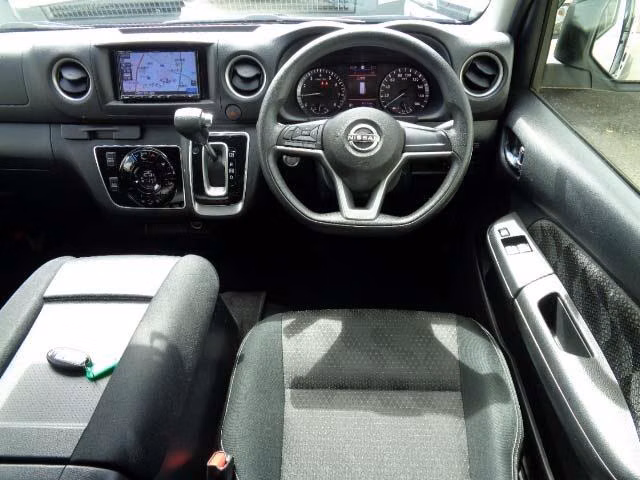 NISSAN CARAVAN