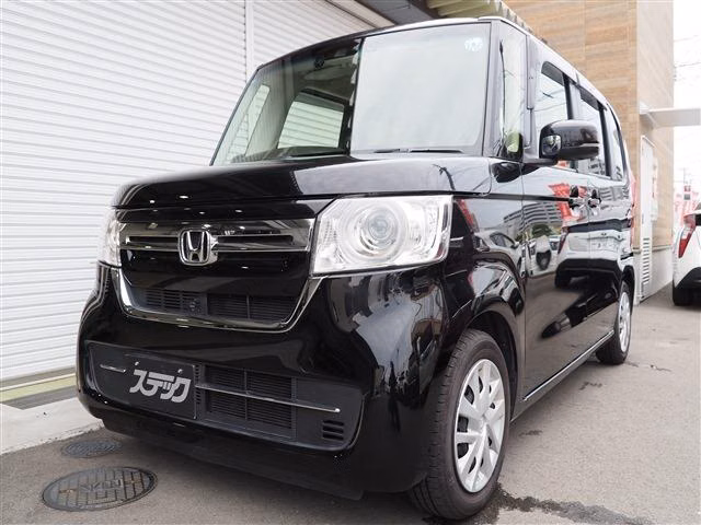 HONDA N-BOX
