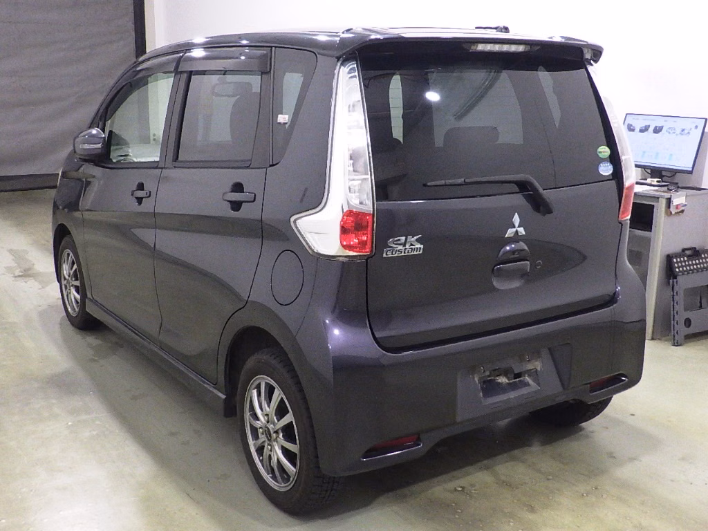 MITSUBISHI EK CUSTOM
