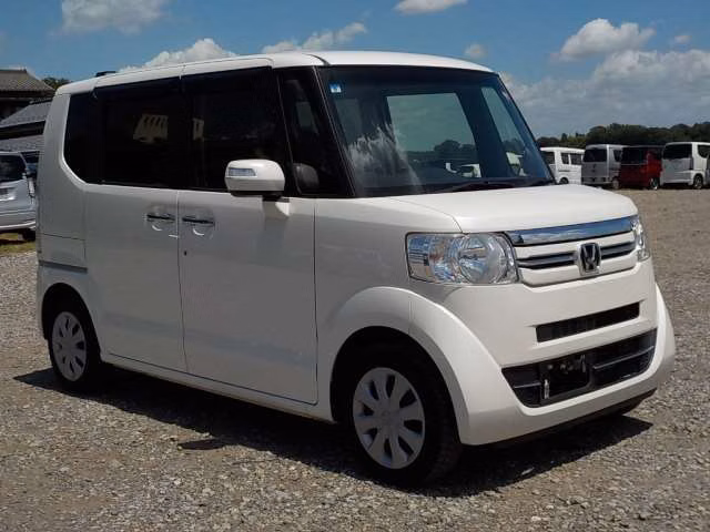 HONDA N-BOX