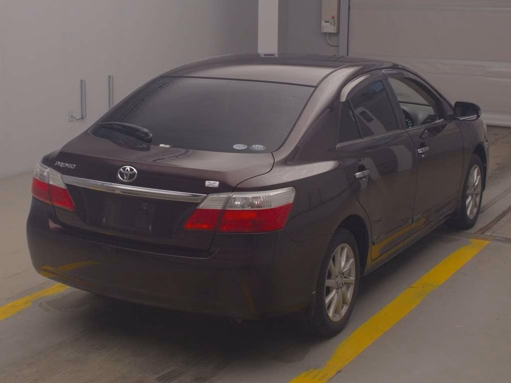 TOYOTA PREMIO