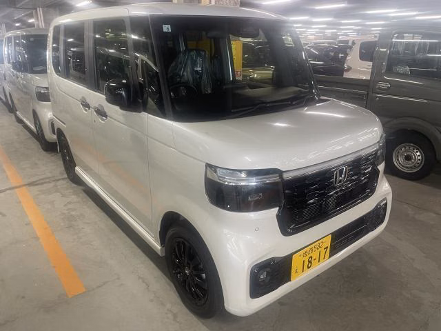 HONDA N-BOX