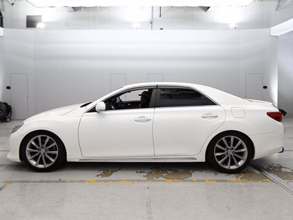 TOYOTA MARK X