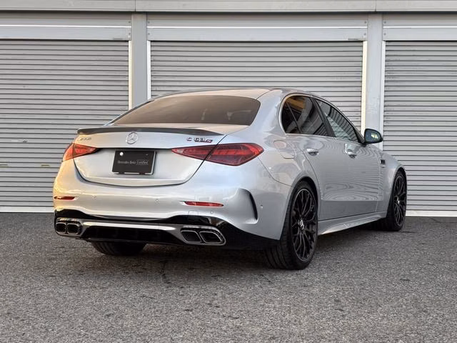 MERCEDES-BENZ C-CLASS