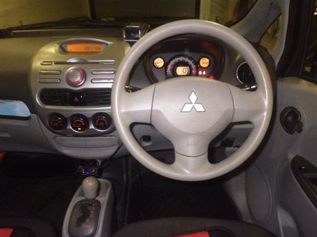MITSUBISHI I