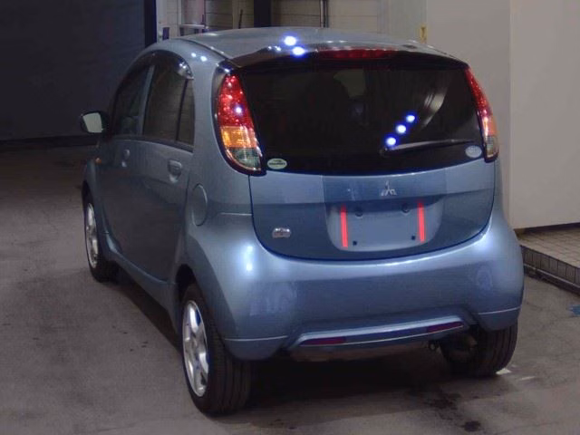 MITSUBISHI I
