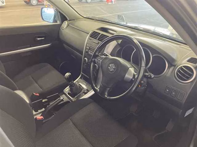 SUZUKI ESCUDO
