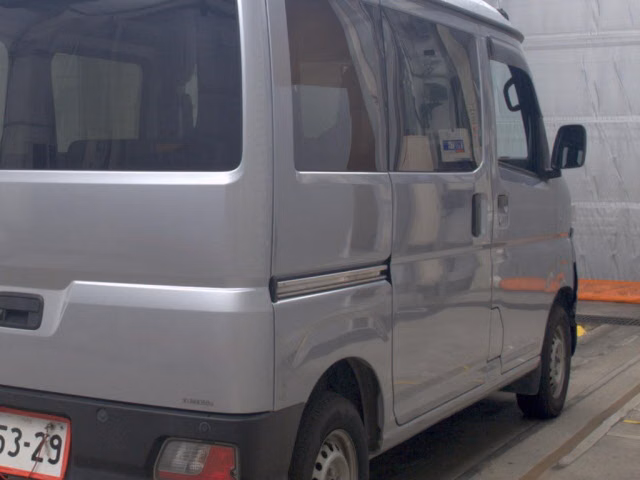 TOYOTA PIXIS VAN