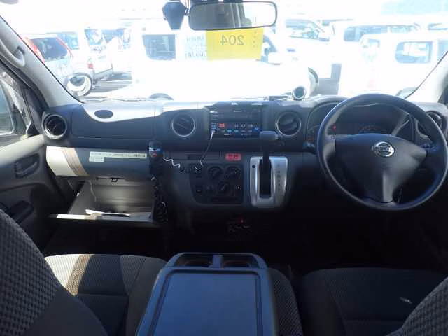 NISSAN NV350 CARAVAN