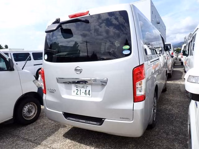 NISSAN NV350 CARAVAN