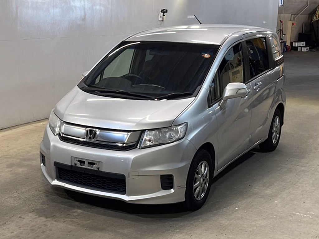 Honda Freed Spike