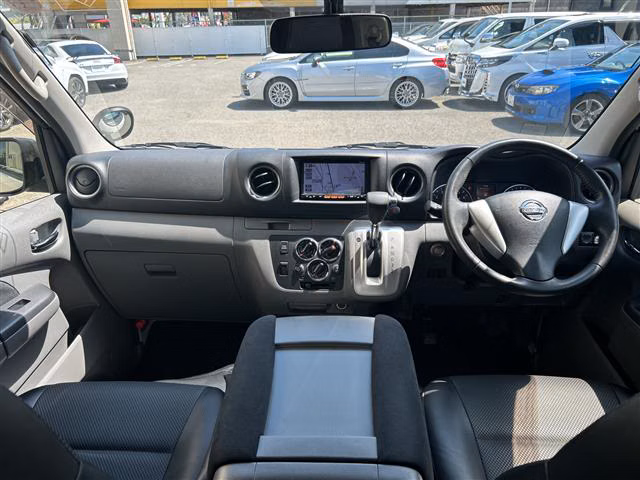 NISSAN NV350 CARAVAN