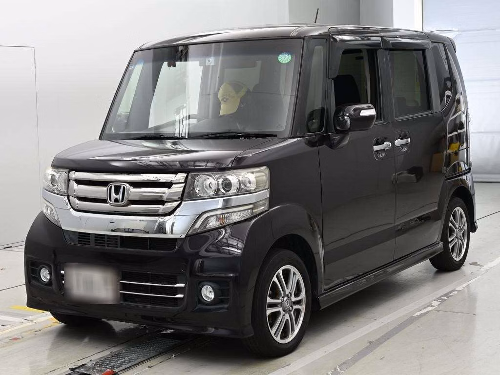 HONDA N-BOX