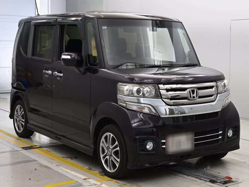 HONDA N-BOX