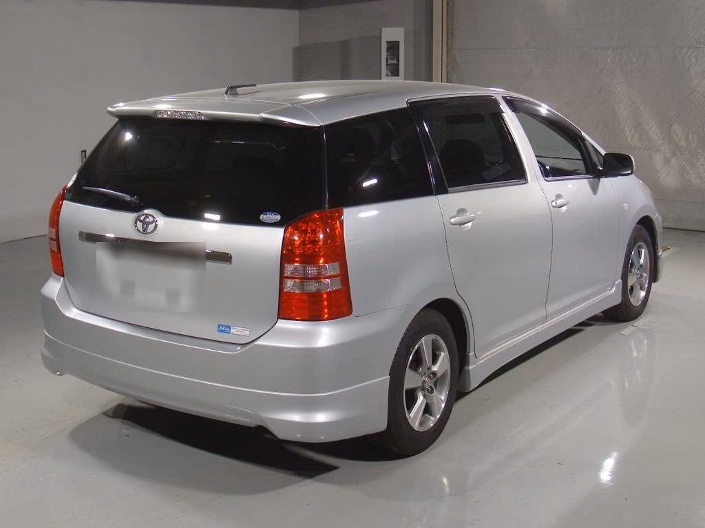 TOYOTA WISH