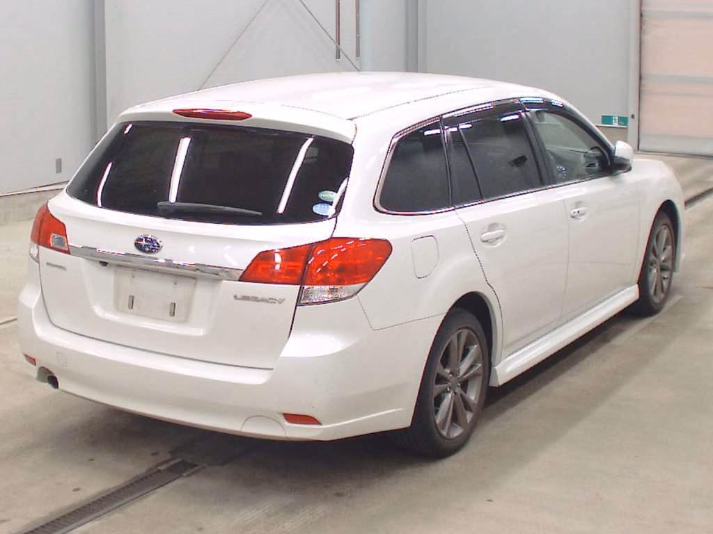 SUBARU LEGACY