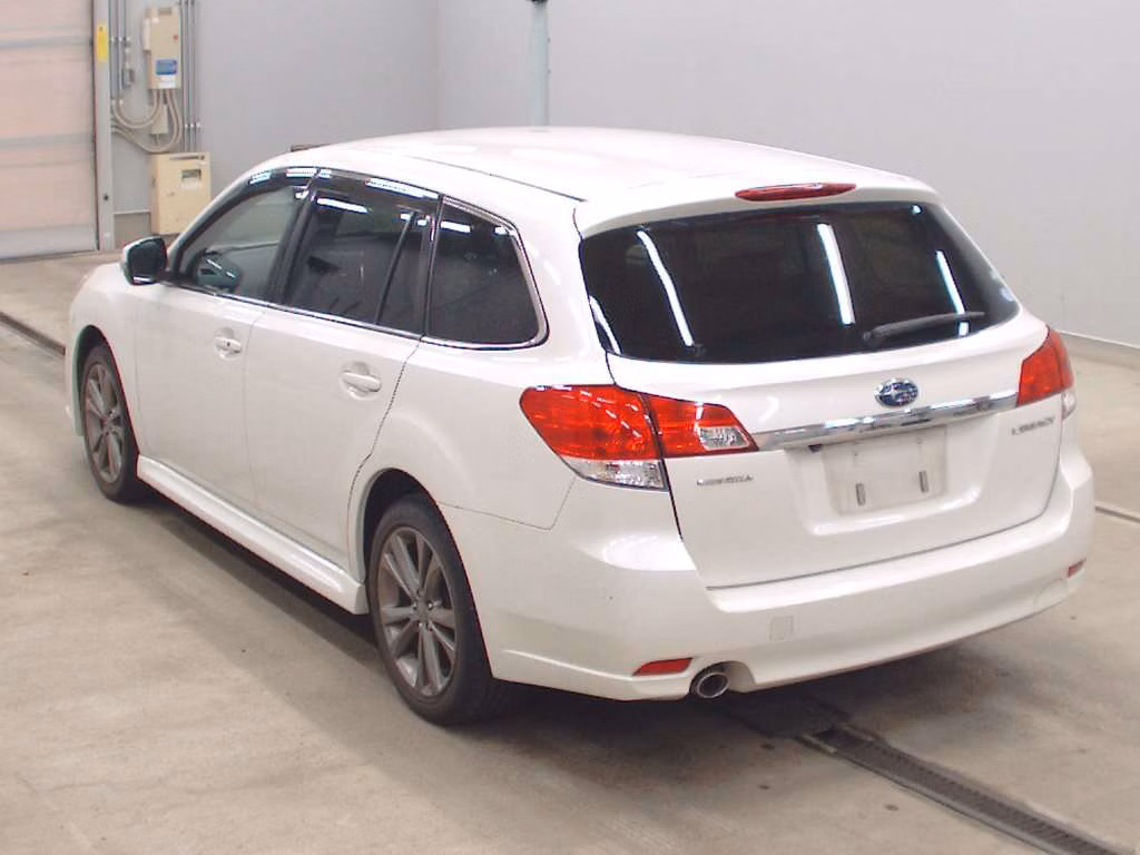 SUBARU LEGACY