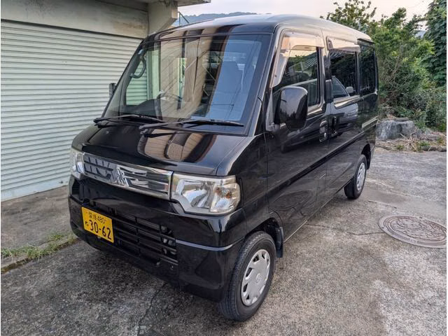 MITSUBISHI MINICAB