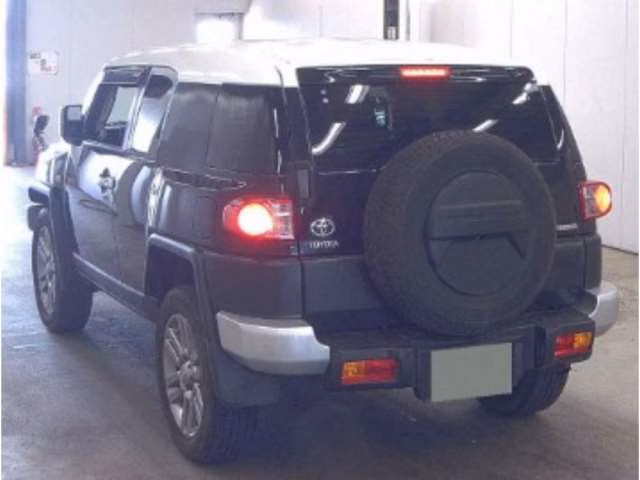 TOYOTA FJ CRUISER
