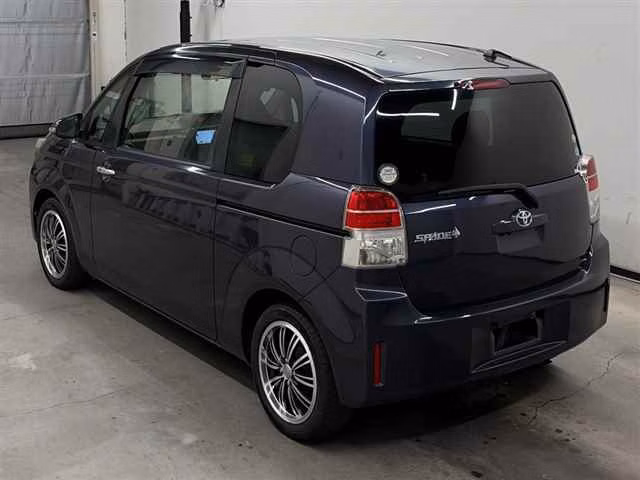 TOYOTA SPADE