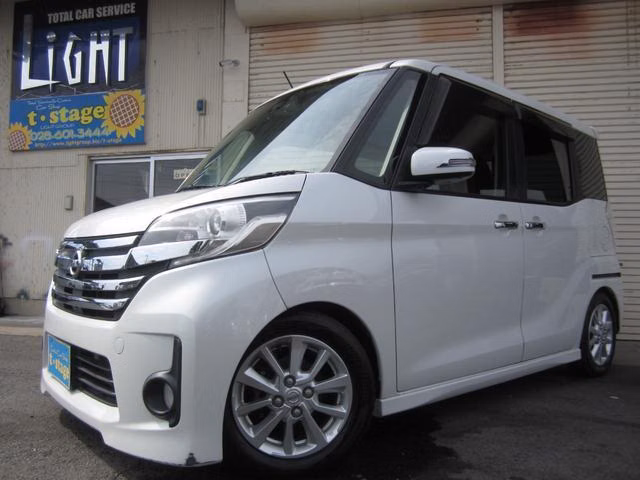 NISSAN DAYZ ROOX