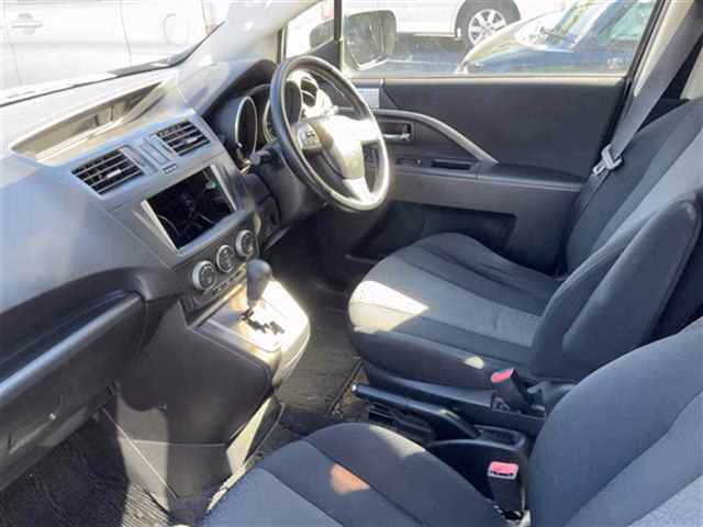 NISSAN LAFESTA