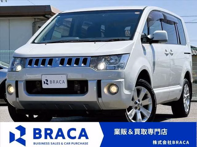 MITSUBISHI DELICA D:5