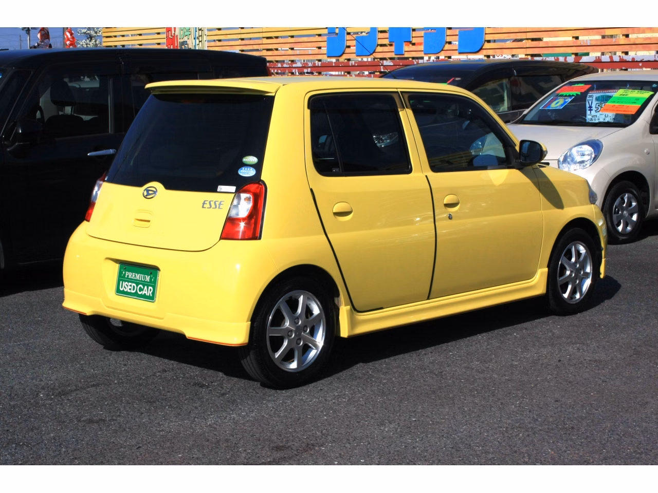 DAIHATSU ESSE