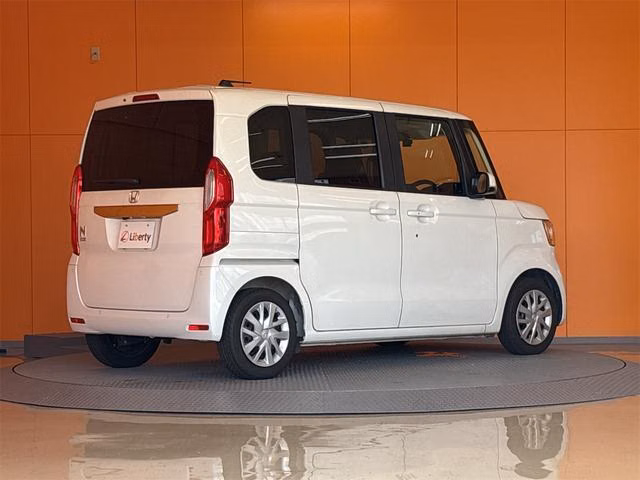 HONDA N-BOX