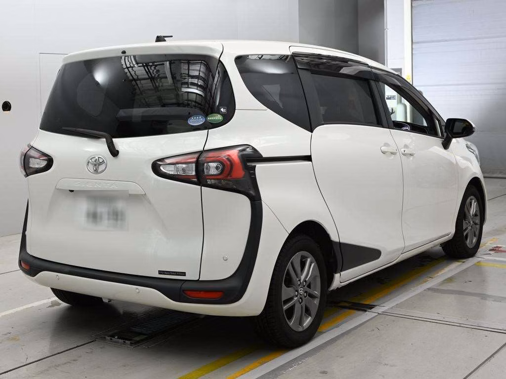 TOYOTA SIENTA