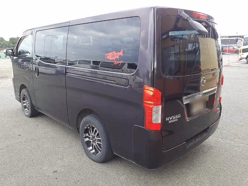 NISSAN NV350 CARAVAN