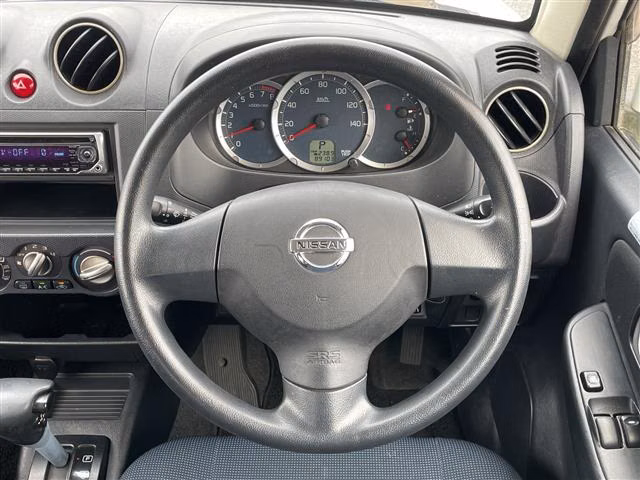 NISSAN KIX