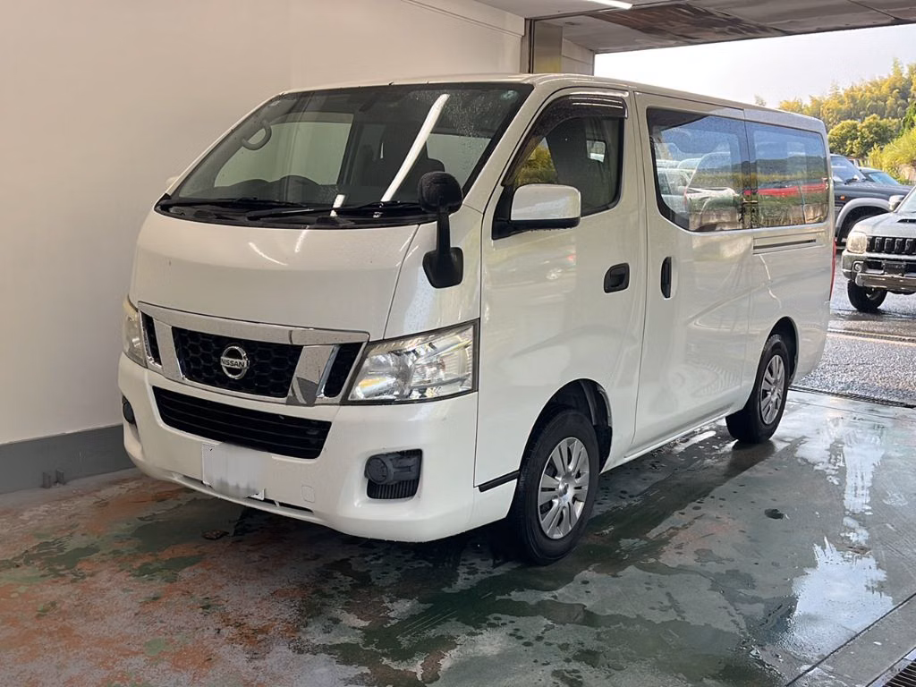 NISSAN NV350 CARAVAN