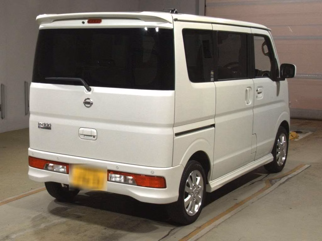 NISSAN NV100 CLIPPER