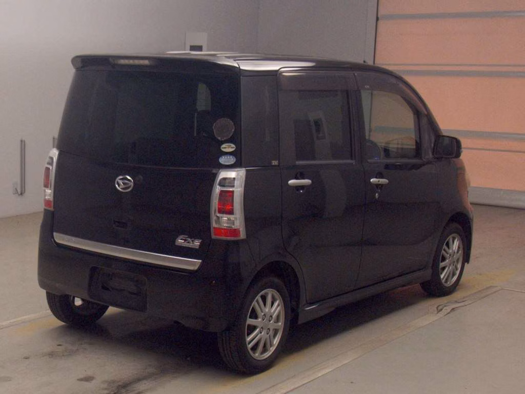DAIHATSU TANTO EXE
