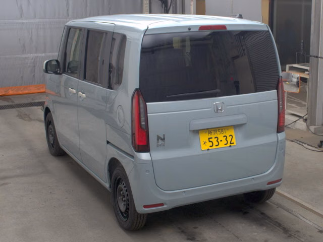 HONDA N-BOX