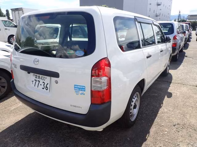MAZDA FAMILIA