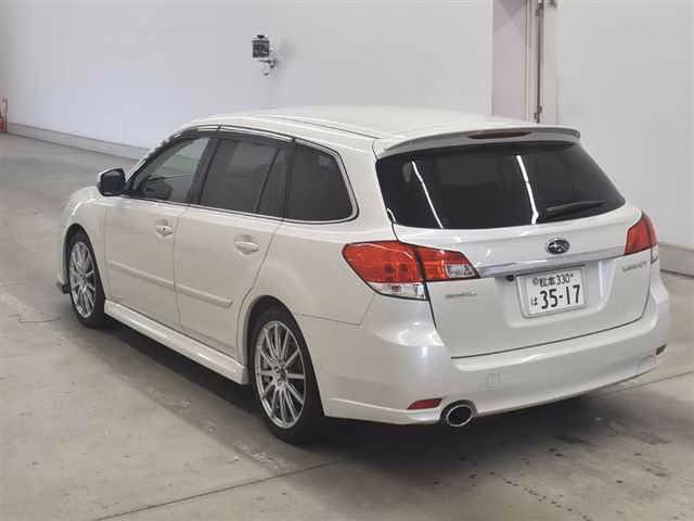 SUBARU LEGACY
