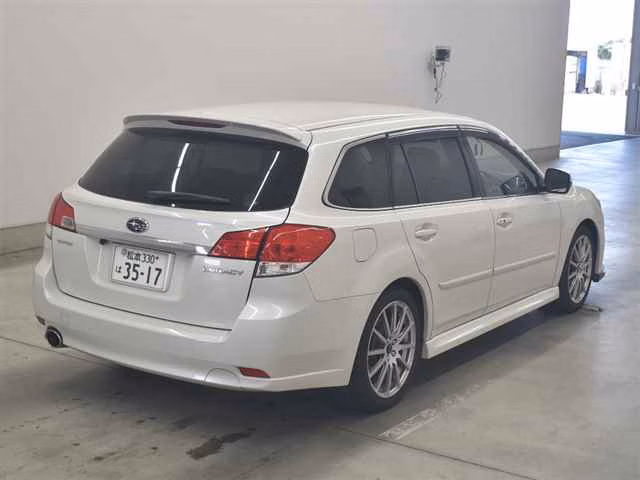 SUBARU LEGACY