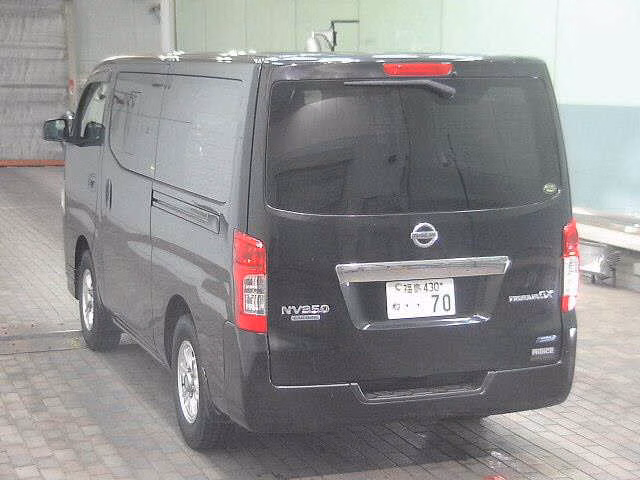 NISSAN NV350 CARAVAN
