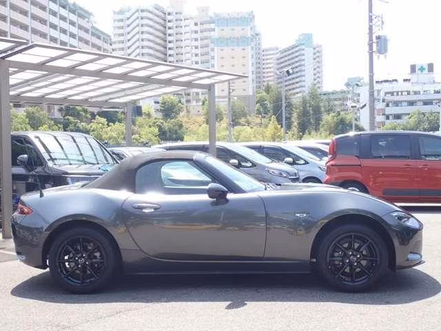 MAZDA MX-5