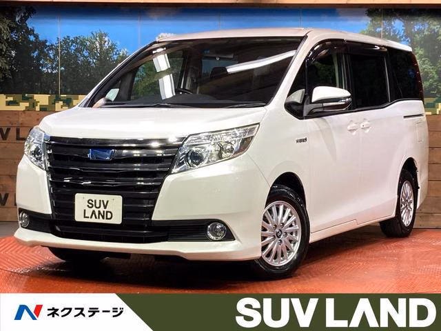 TOYOTA NOAH