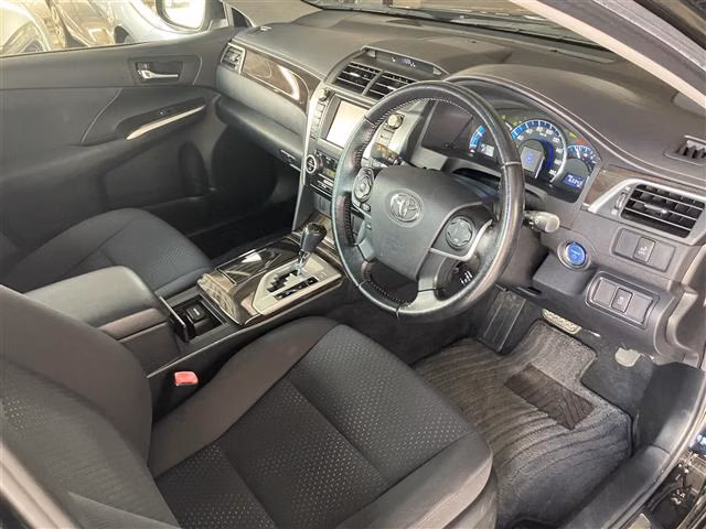 TOYOTA CAMRY