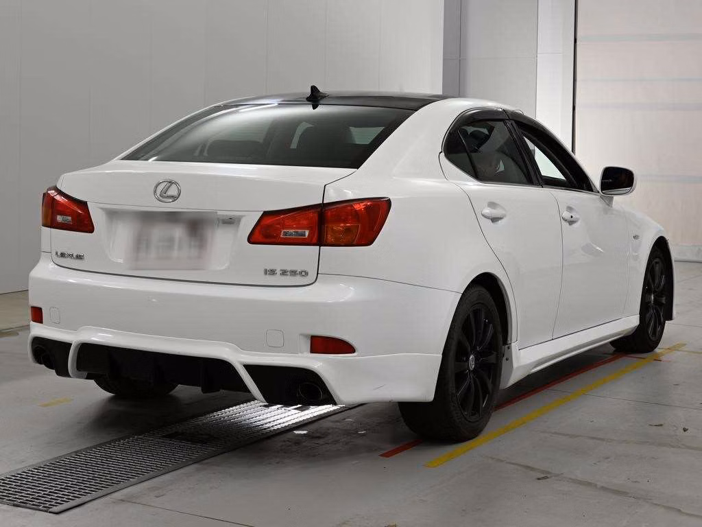 LEXUS IS250
