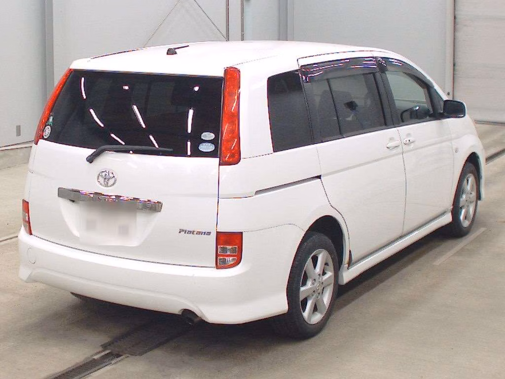 TOYOTA ISIS